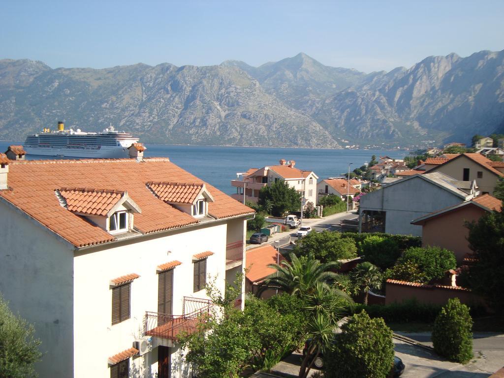 Apartment Adela Kotor Exterior foto